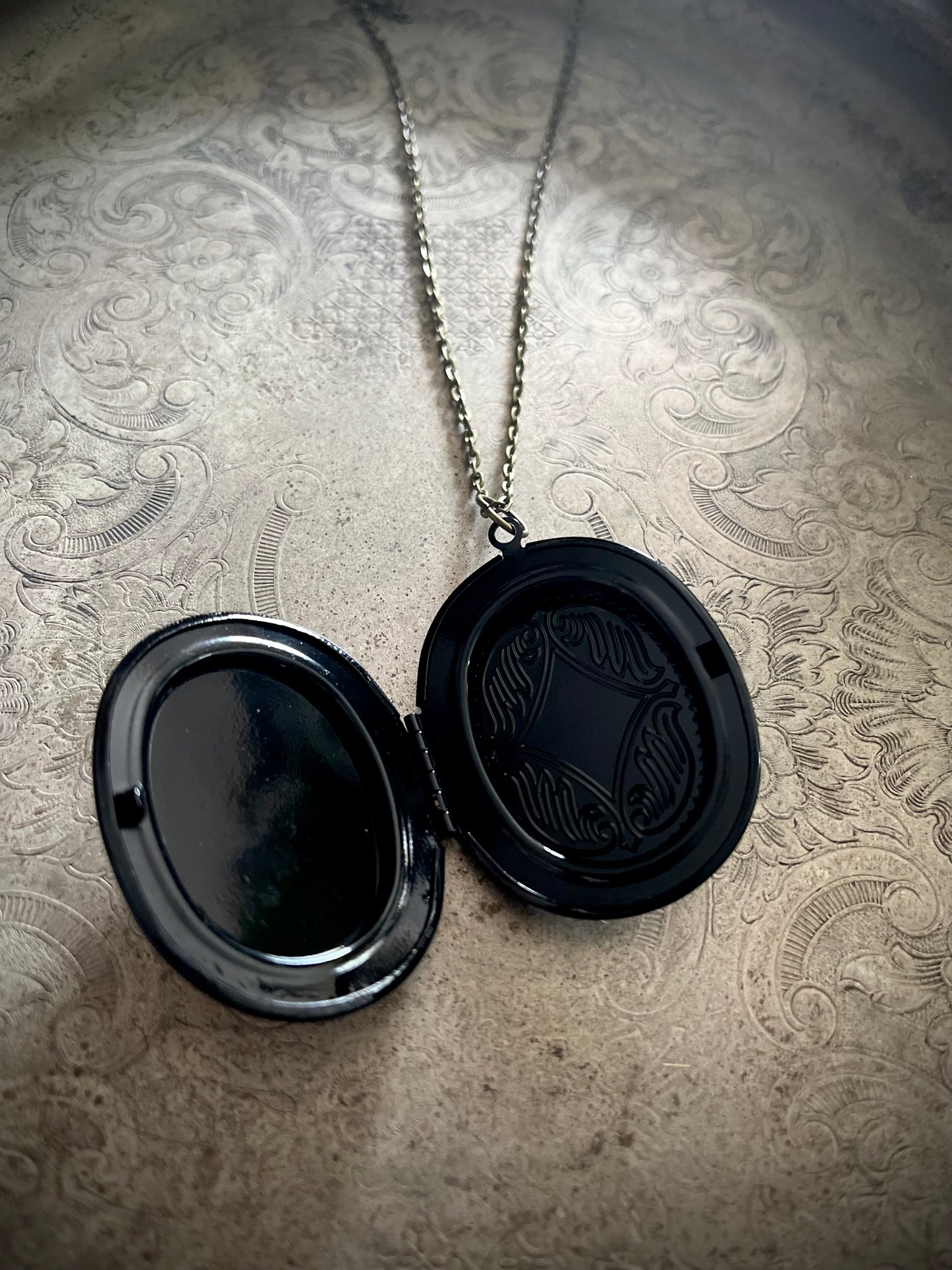 Love Cats Cameo Locket Necklace