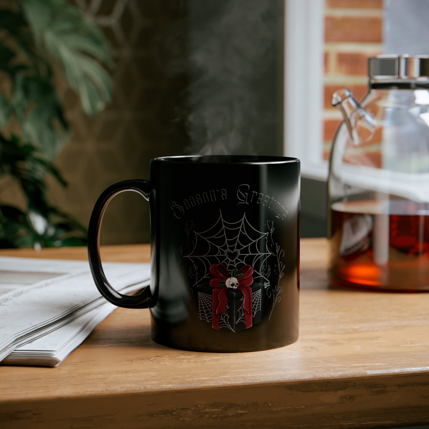 Season's Greetings Spiderweb Present - 11oz Black Mug