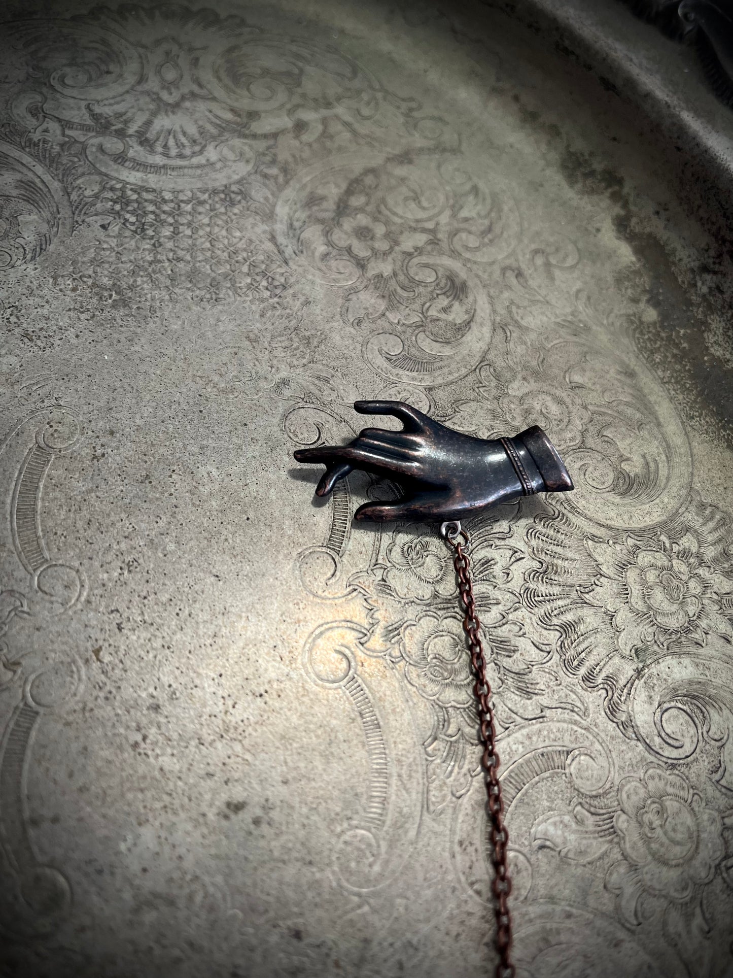 Victorian Hands Collar pin set