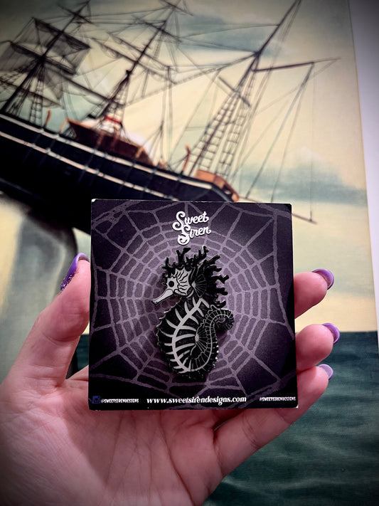 Skeleton Seahorse PIN Glow-in-the-Dark