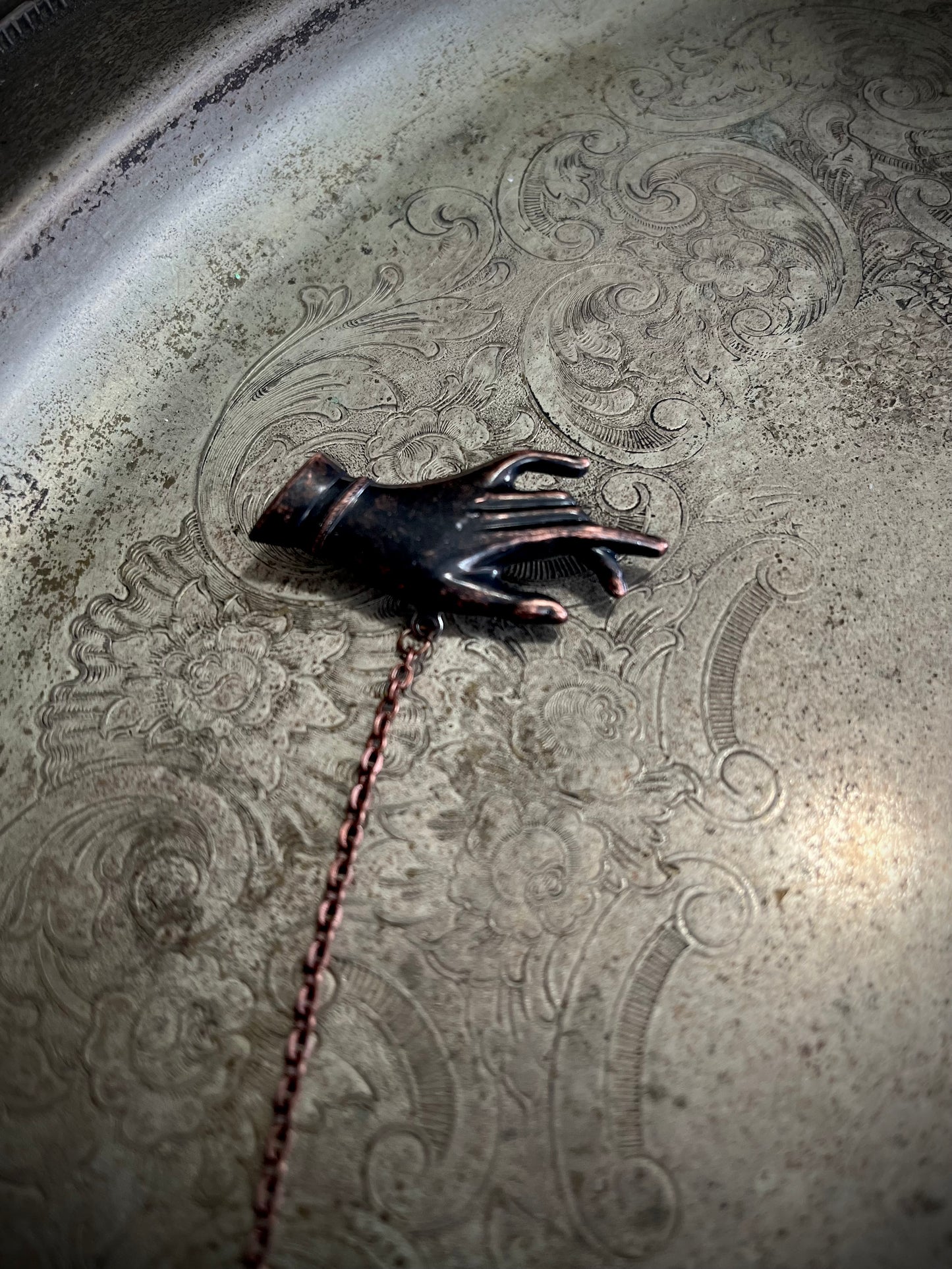 Victorian Hands Collar pin set