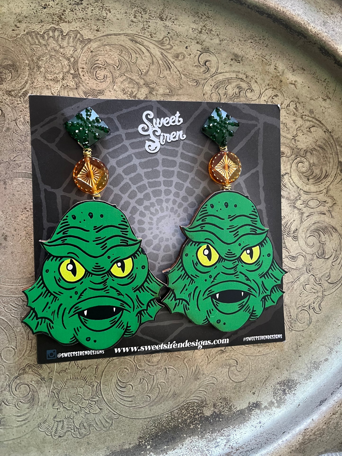 Creature Head Earrings - Beaded