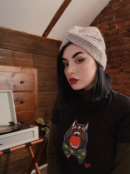 Howling Cat -SALE! -  Women's Tee