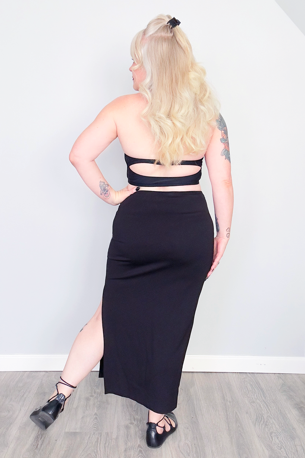 Ghastly Siren Skeleton Mermaid Pencil Skirt - GLOW IN THE DARK