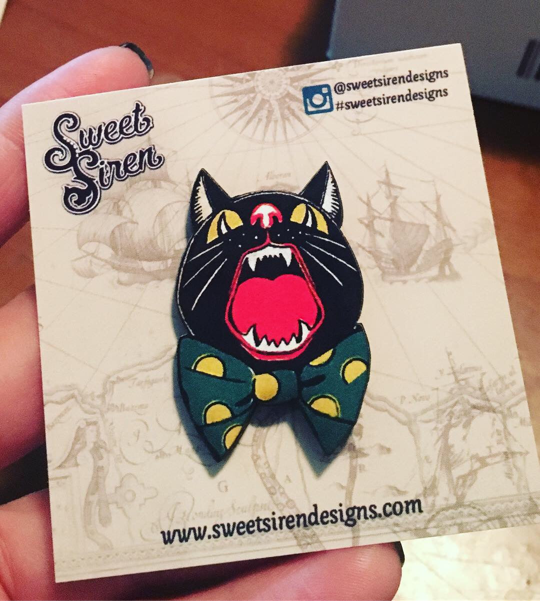 Howling Cat - PIN
