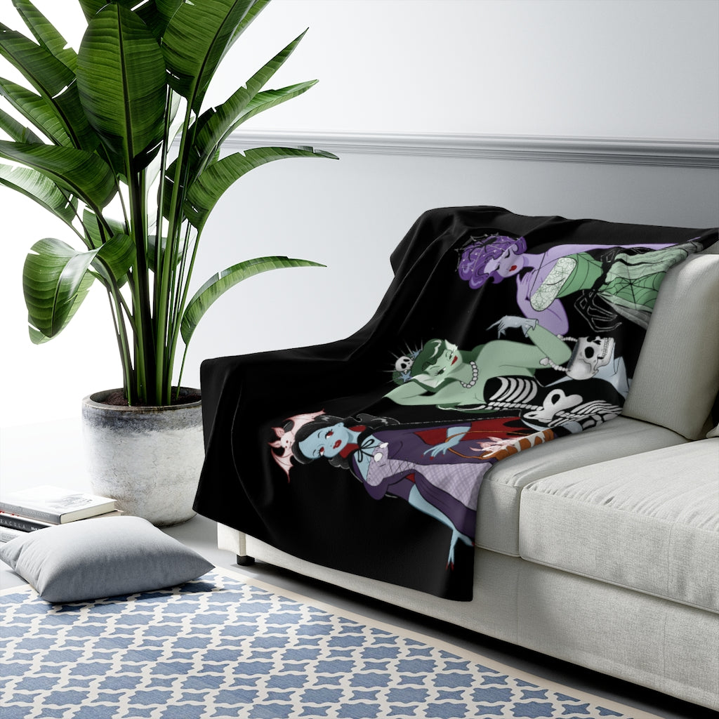 3 Trick or Treat Babes -All Black - Sherpa Fleece Blanket