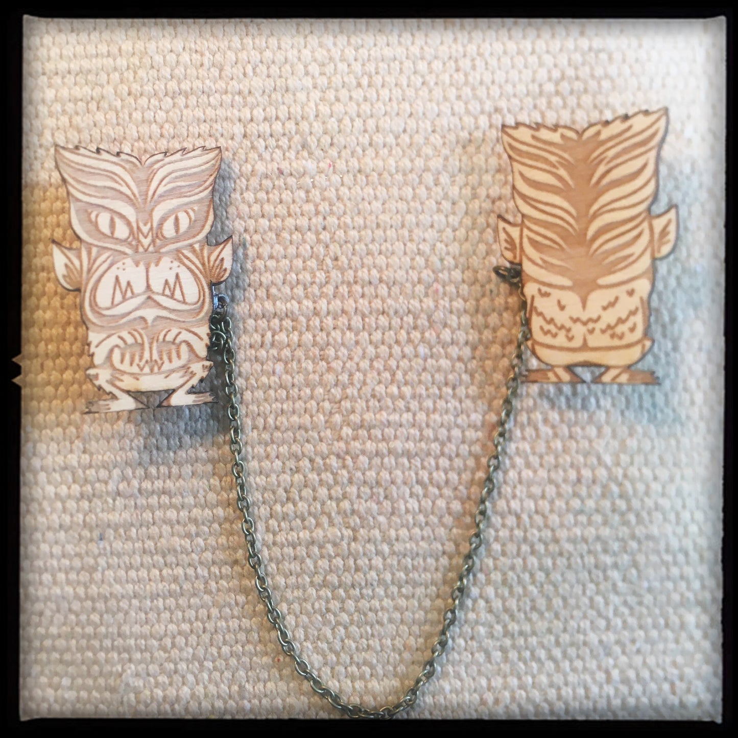 Wolfan Tiki Monster Collar - Sweater Pin Set