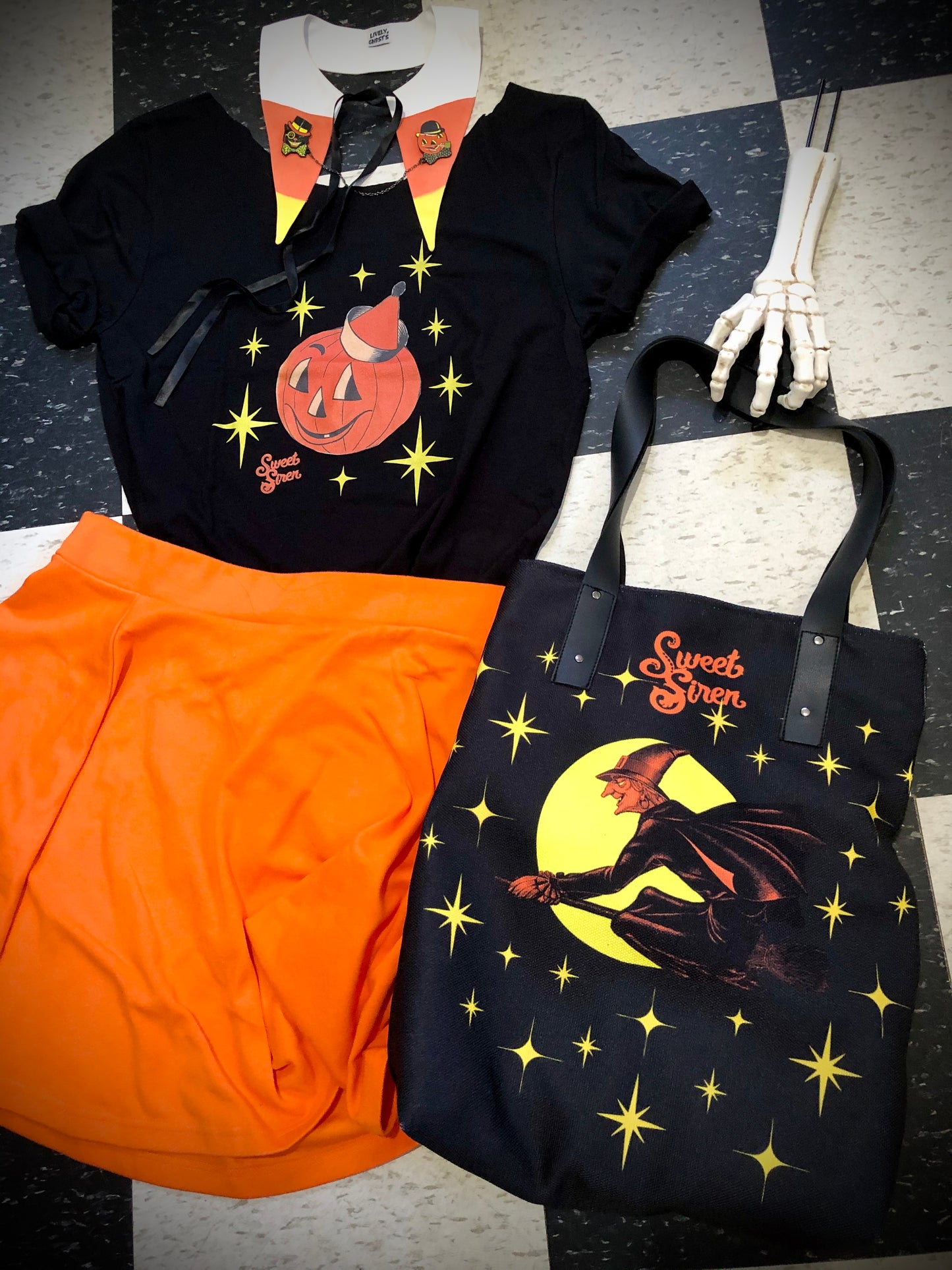 Retro Halloween Starlight - Urban Tote Bag