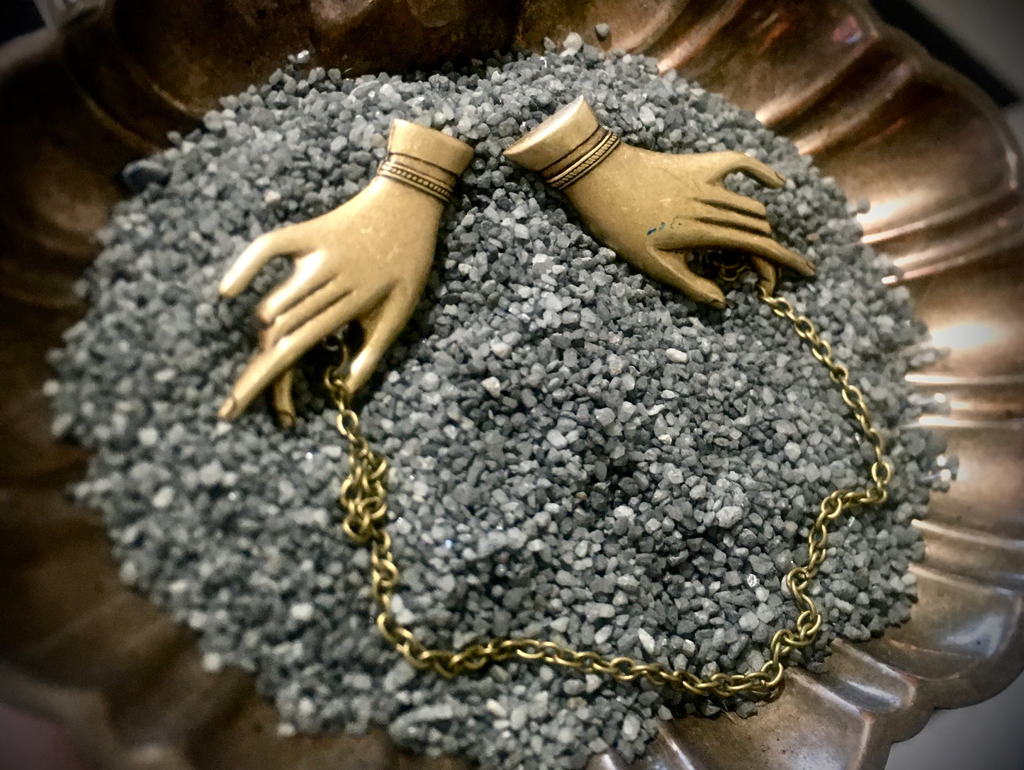 Victorian Hands Collar pin set