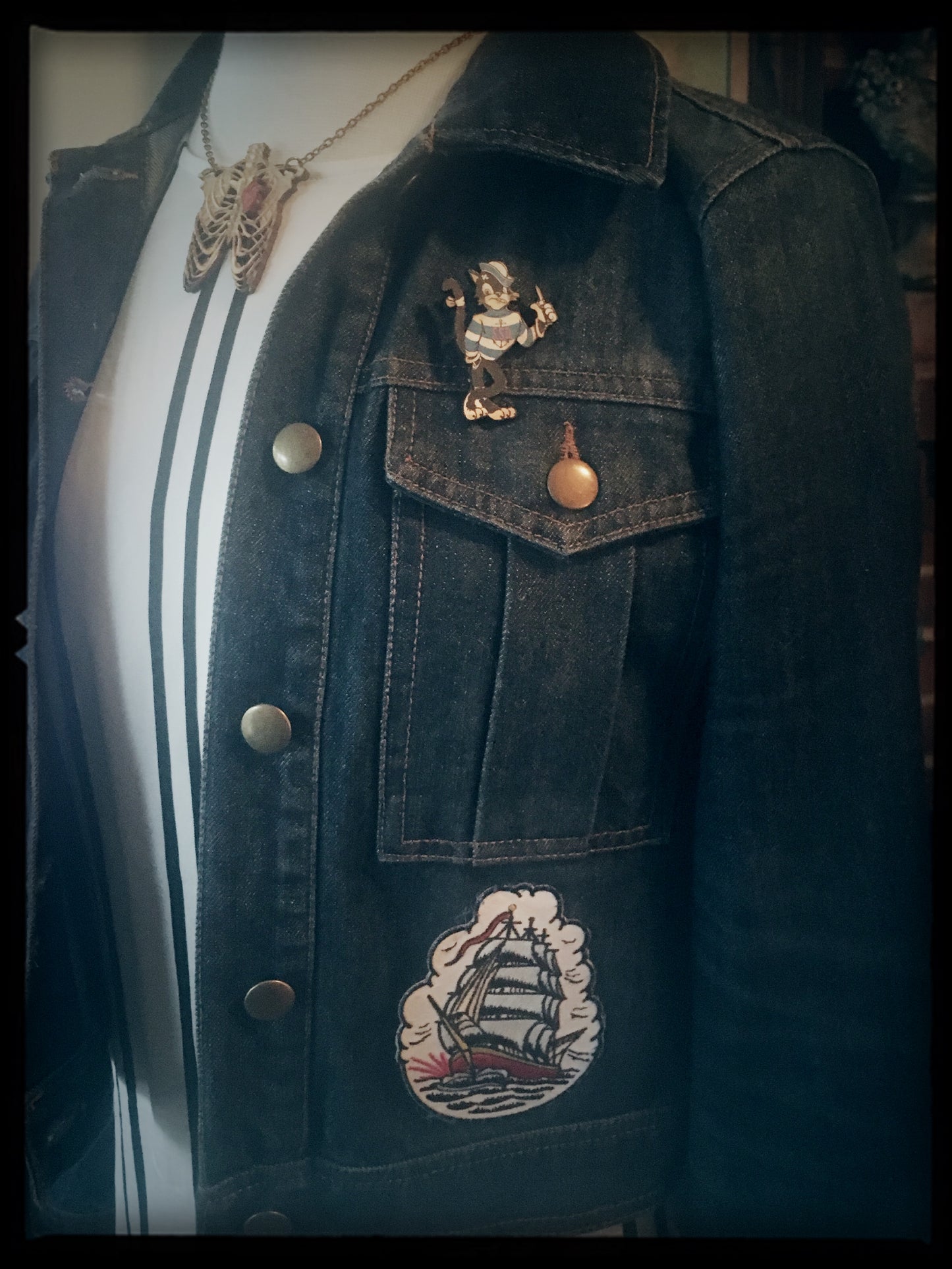 Alley Cat - PIN
