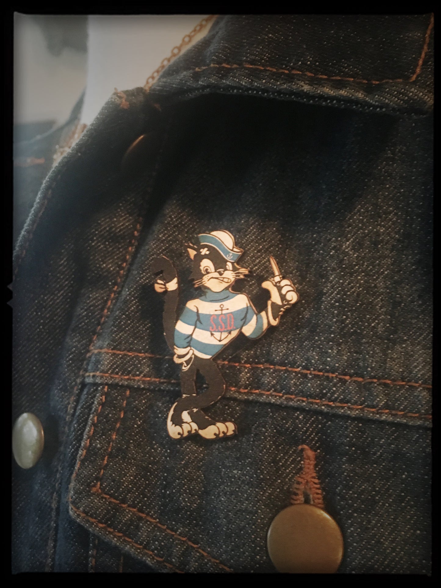 Alley Cat - PIN