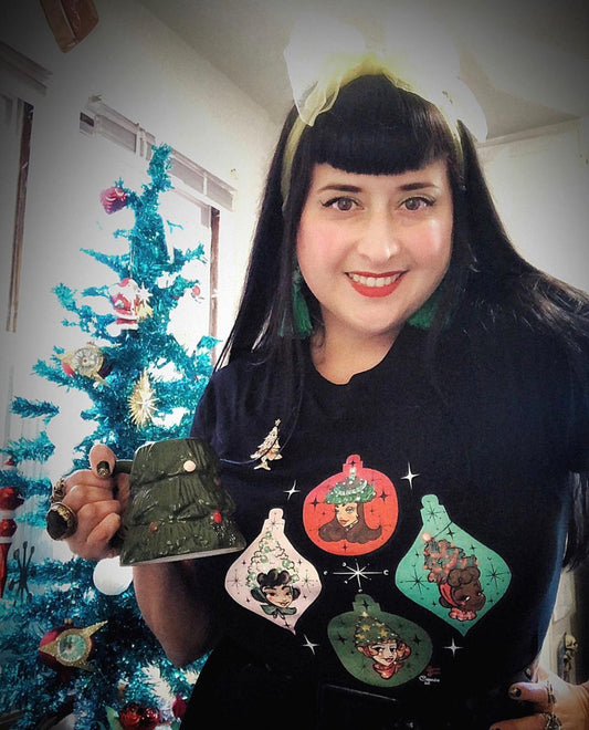 Holiday Friends Ornament - Unisex Tee