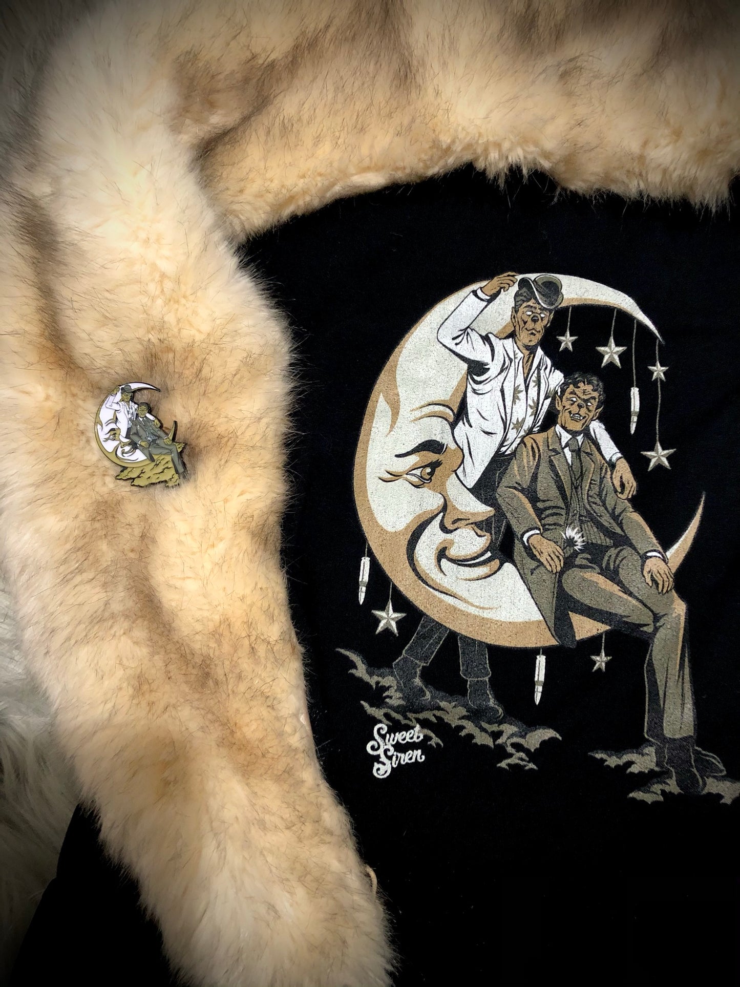 Queens of the Night - Werewolf Partners Enamel Pin