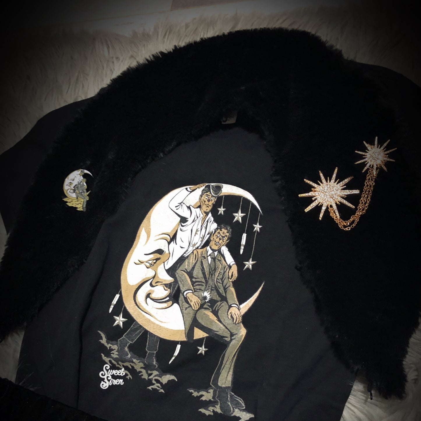 Queens of the Night - Werewolf Partners Enamel Pin