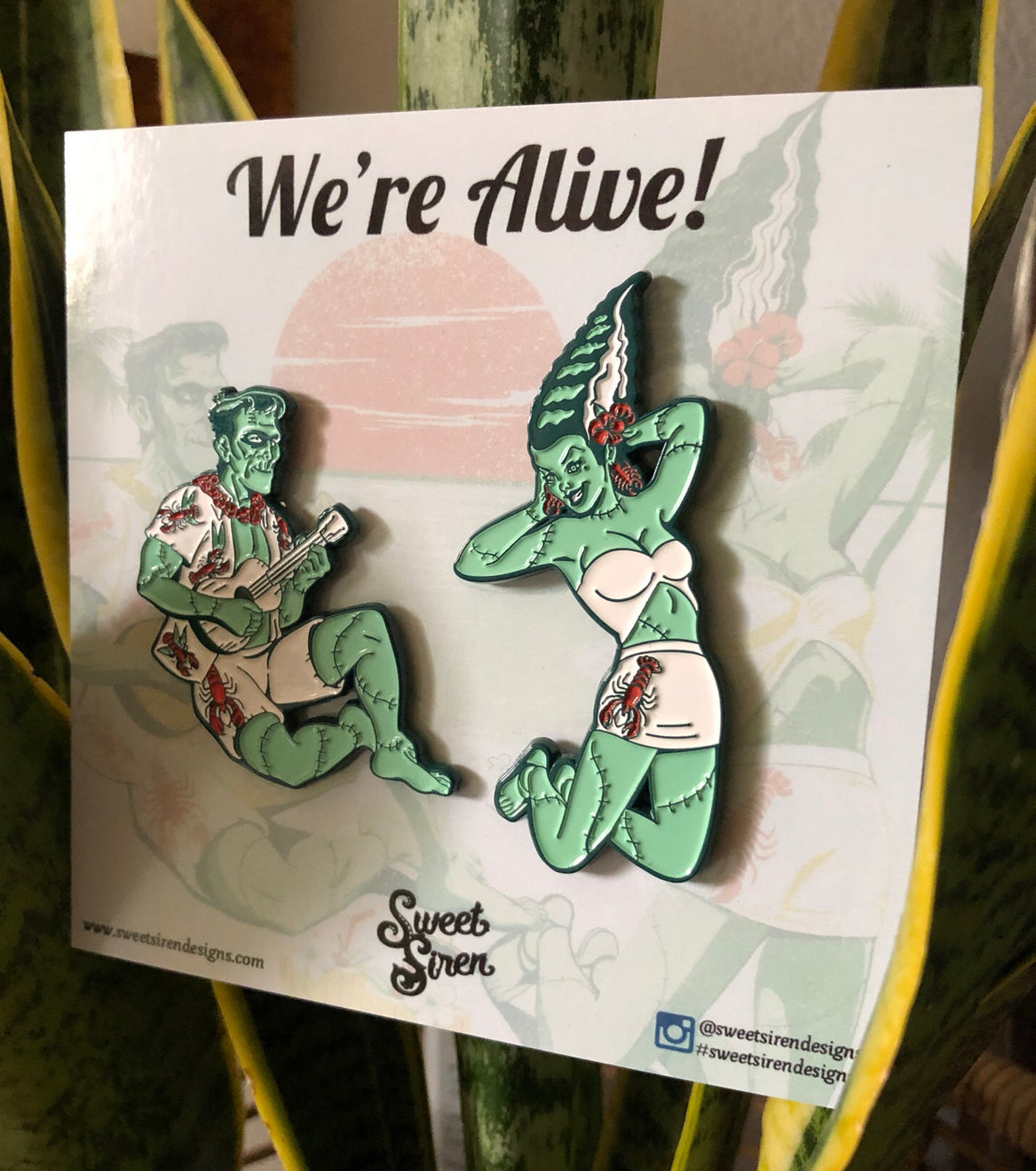 We're Alive! - ENAMEL PIN SET