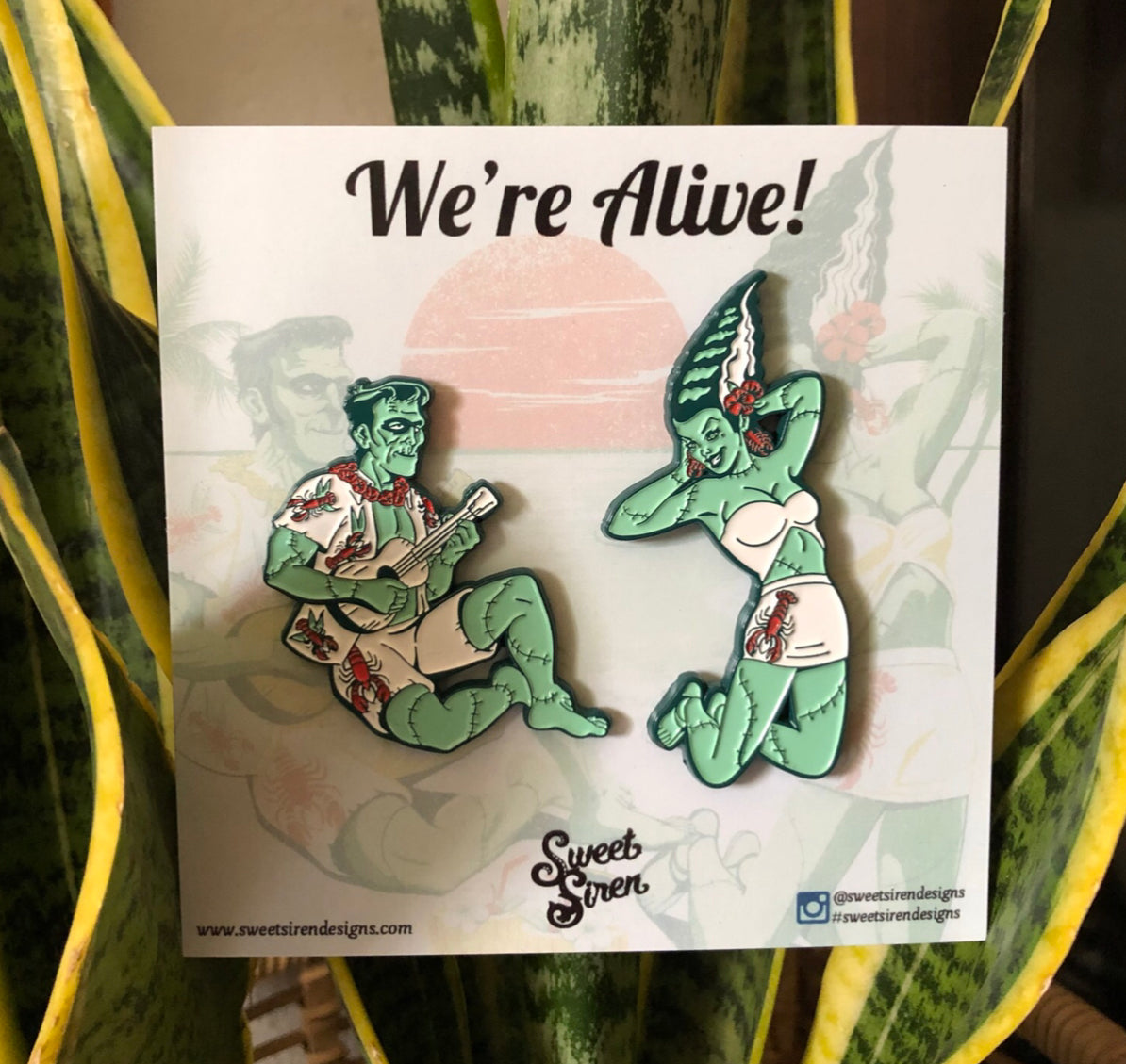 We're Alive! - ENAMEL PIN SET