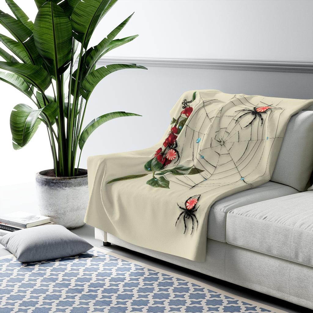 Peppermint Spider Web - Cream - Sherpa Fleece Blanket