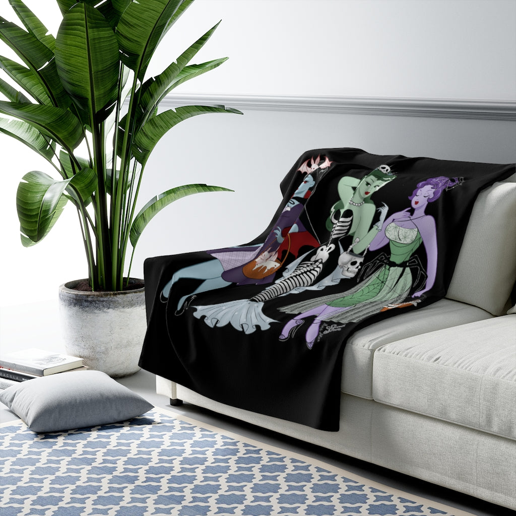 3 Trick or Treat Babes -All Black - Sherpa Fleece Blanket