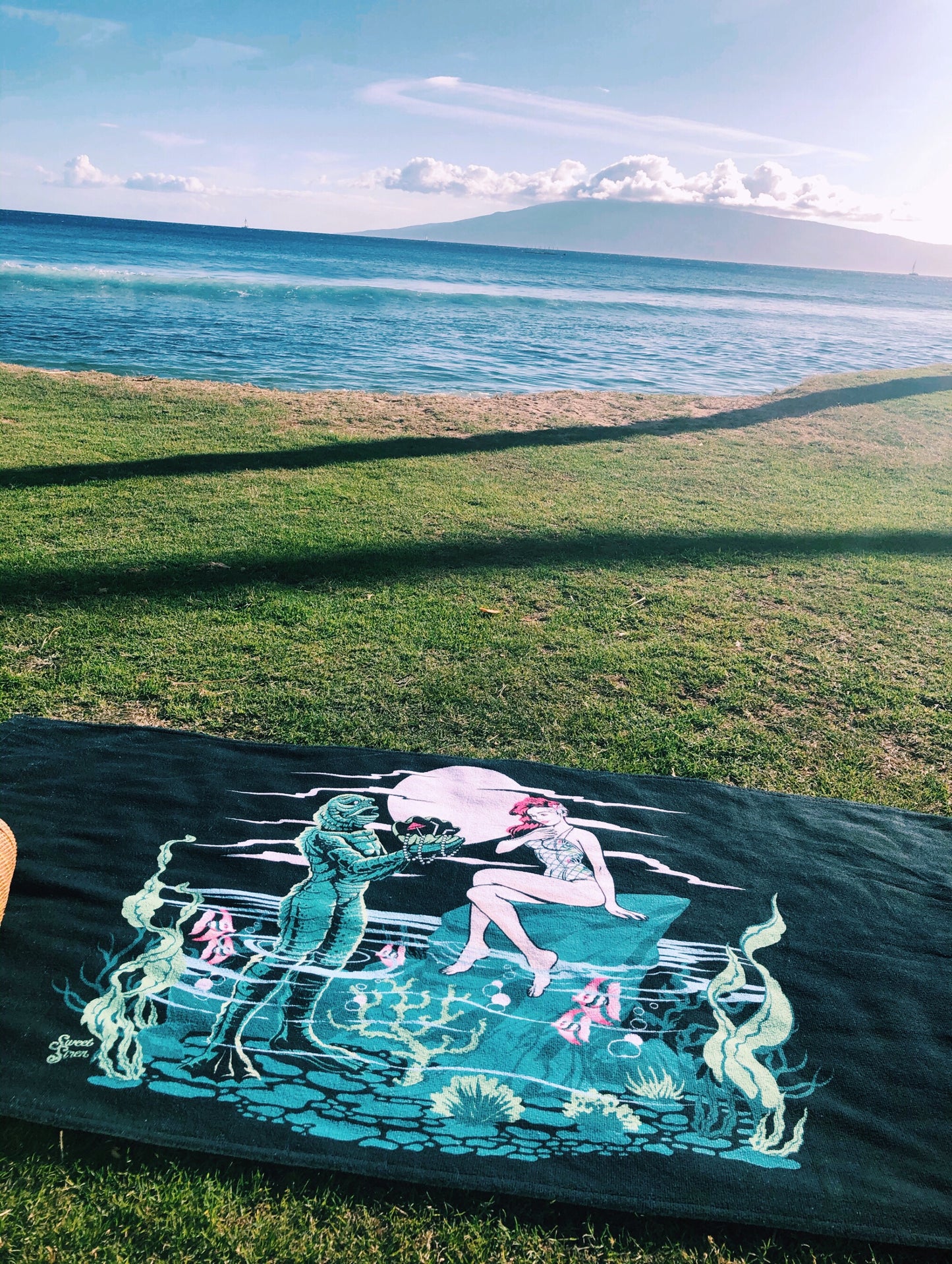 Mid Century Swamp Couple - Beach Towel