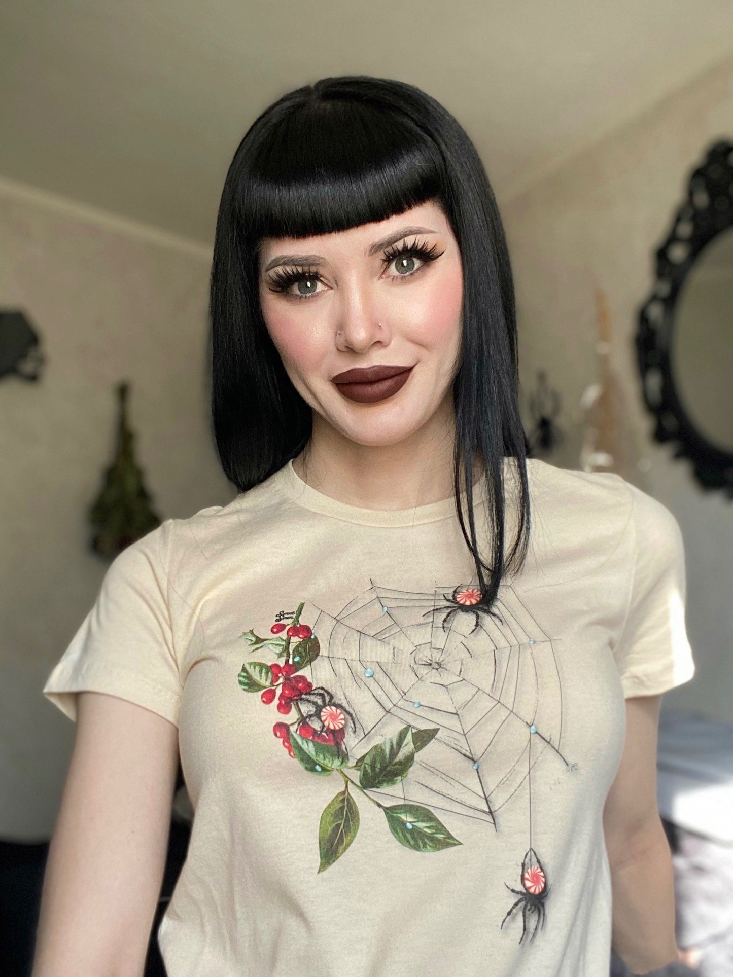 Peppermint Spider Web - Women's Tee