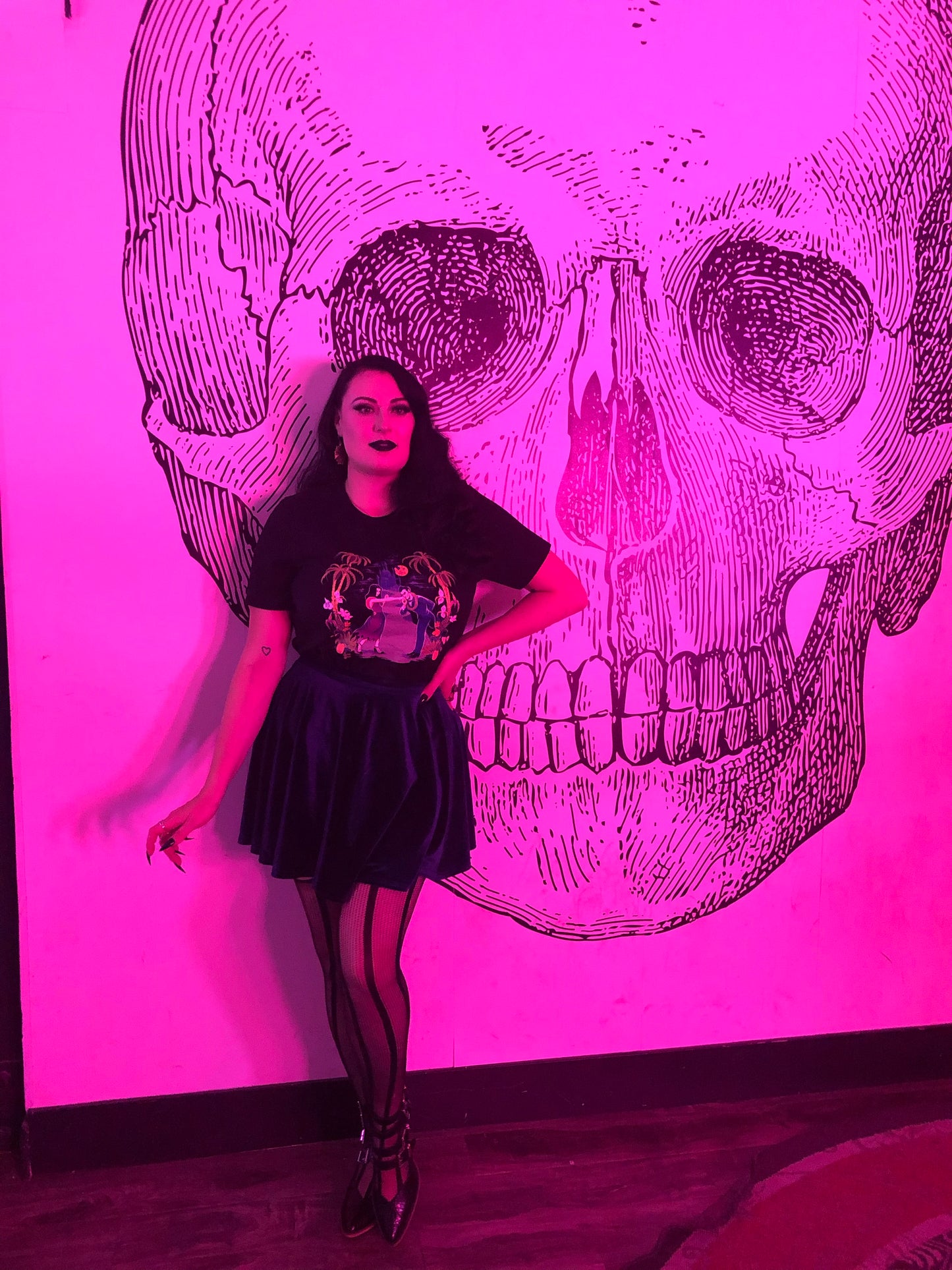 Vampire's in Paradise - Women's Tee