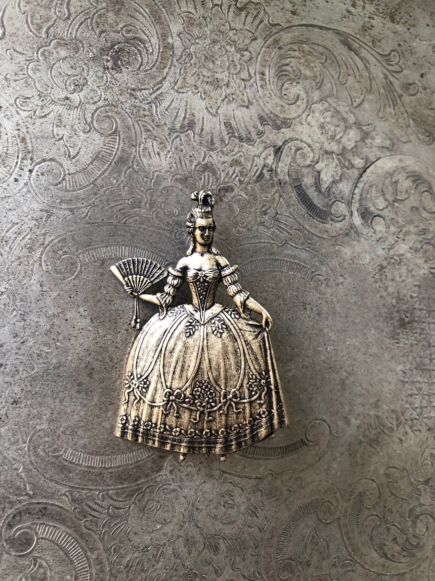 Marie Antoinette Brass Pin