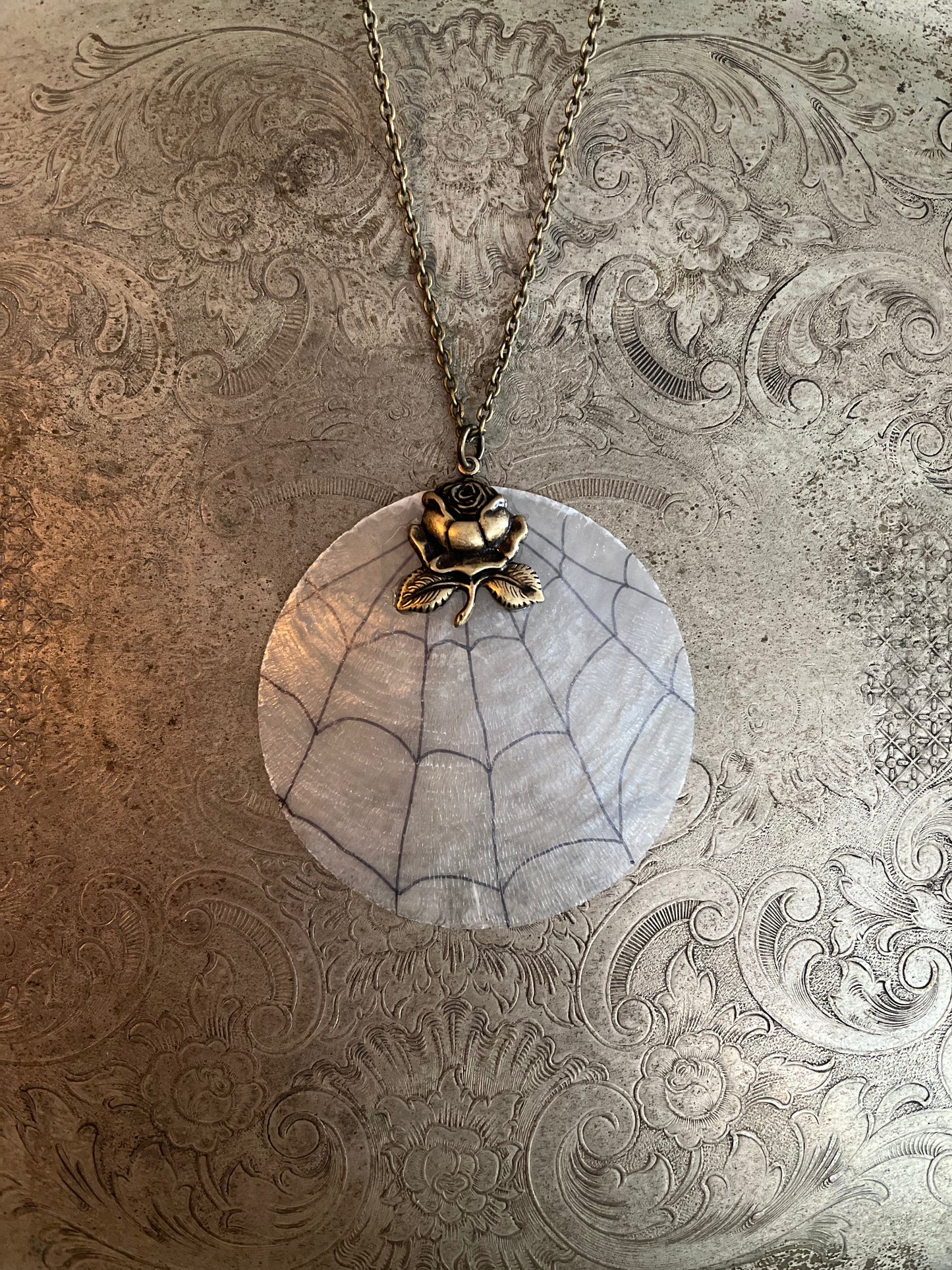 SpideWeb & Rose Shell Necklace