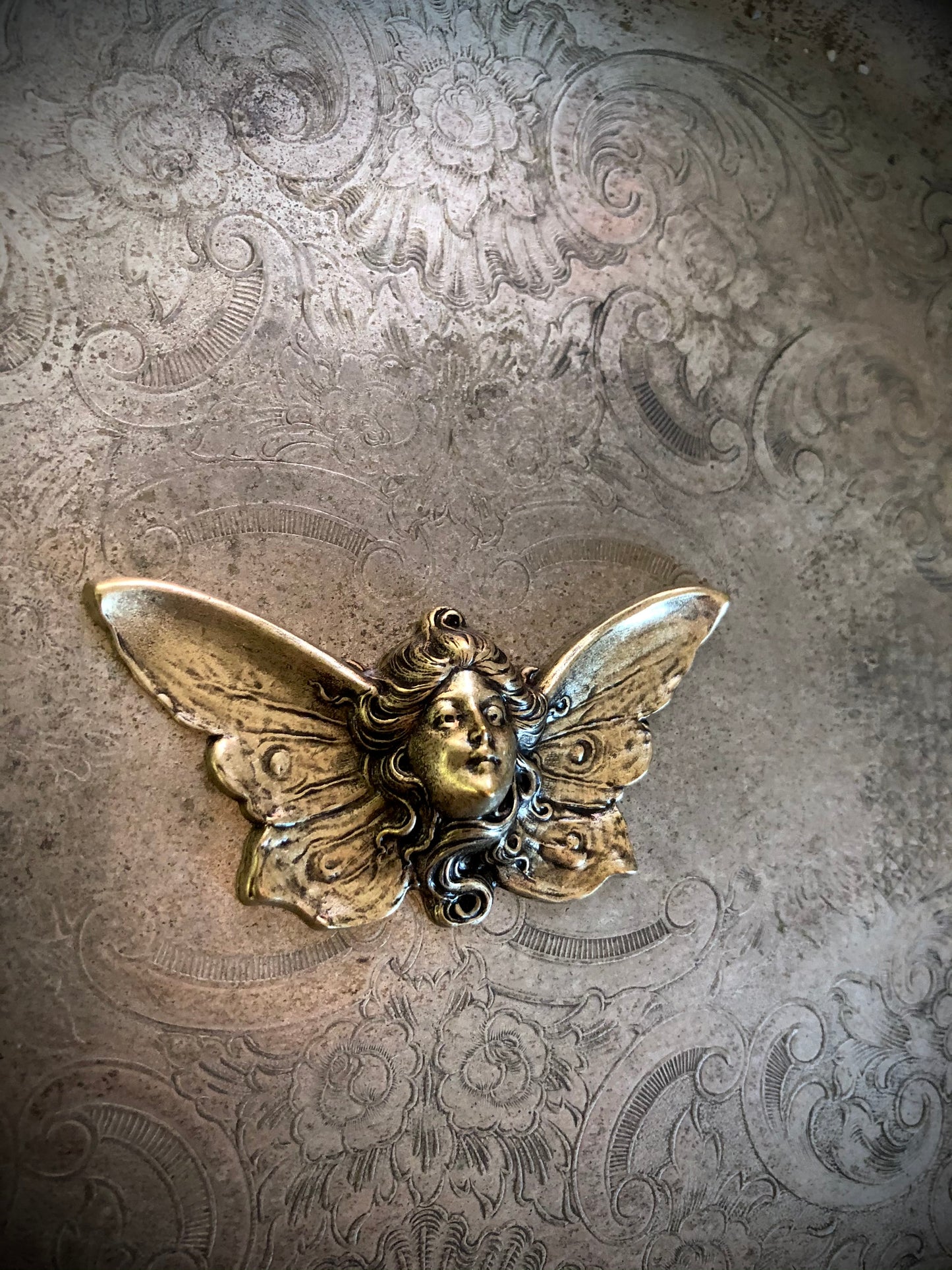 Madame Butterfly - Brass Pin