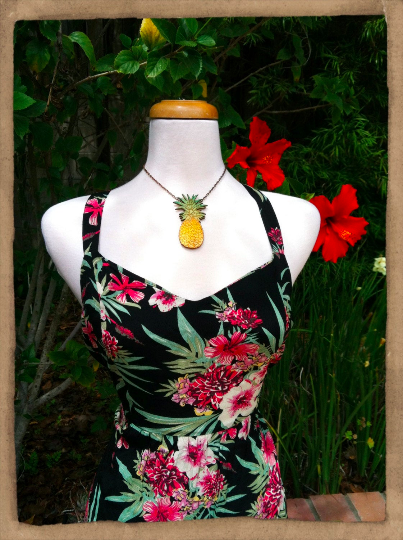 Pineapple Necklace - Large