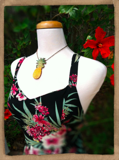 Pineapple Necklace - Large