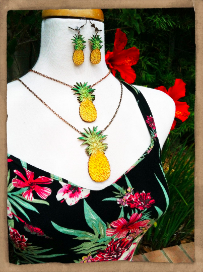 Pineapple Necklace - Small