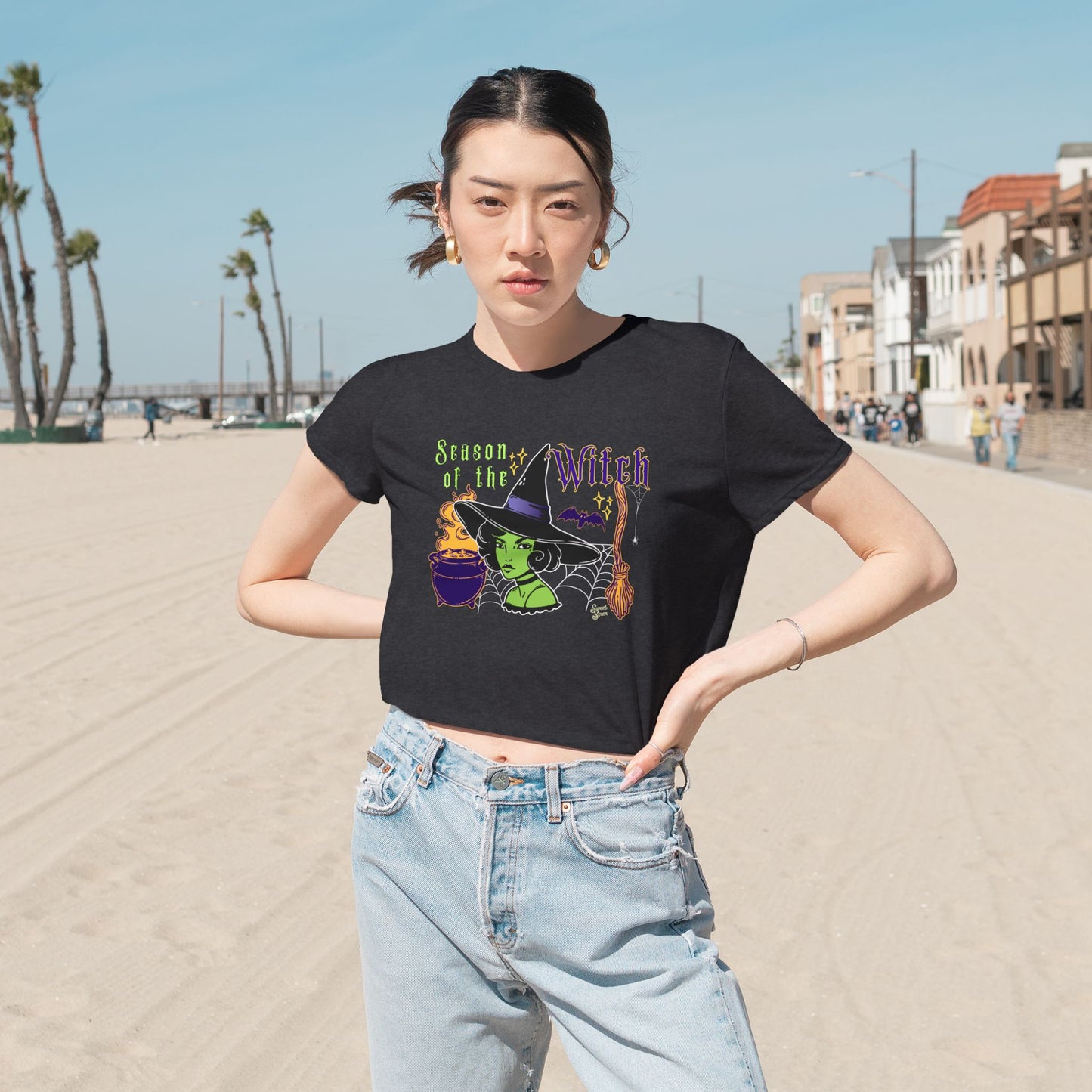 Season of the Witch - Women's Flowy Cropped Tee