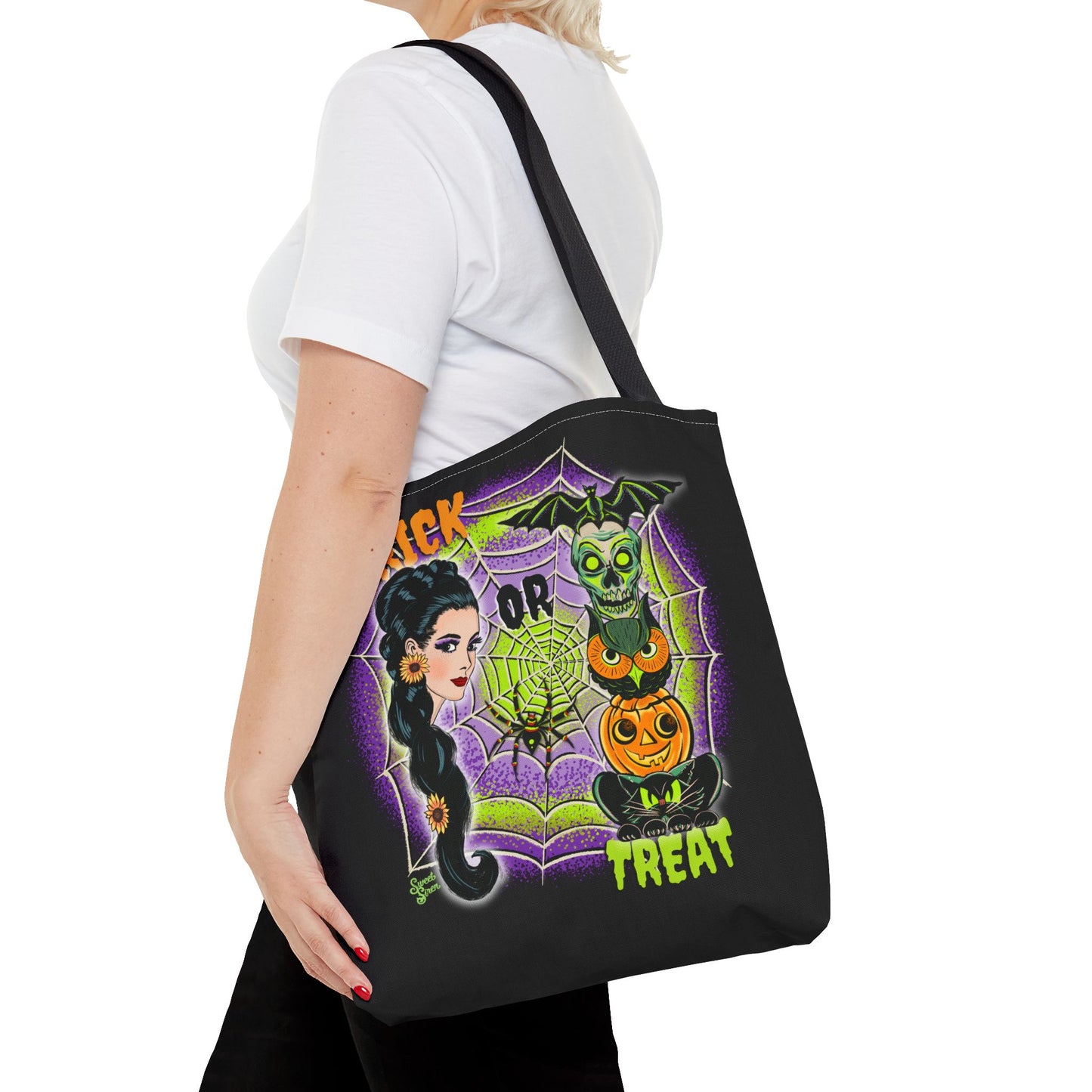 Retro Trick or Treat  - Tote Bag