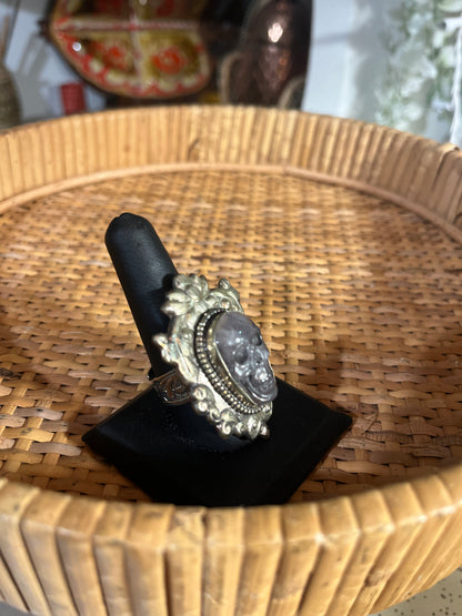 Skull Ring - S - Ornate - Onyx