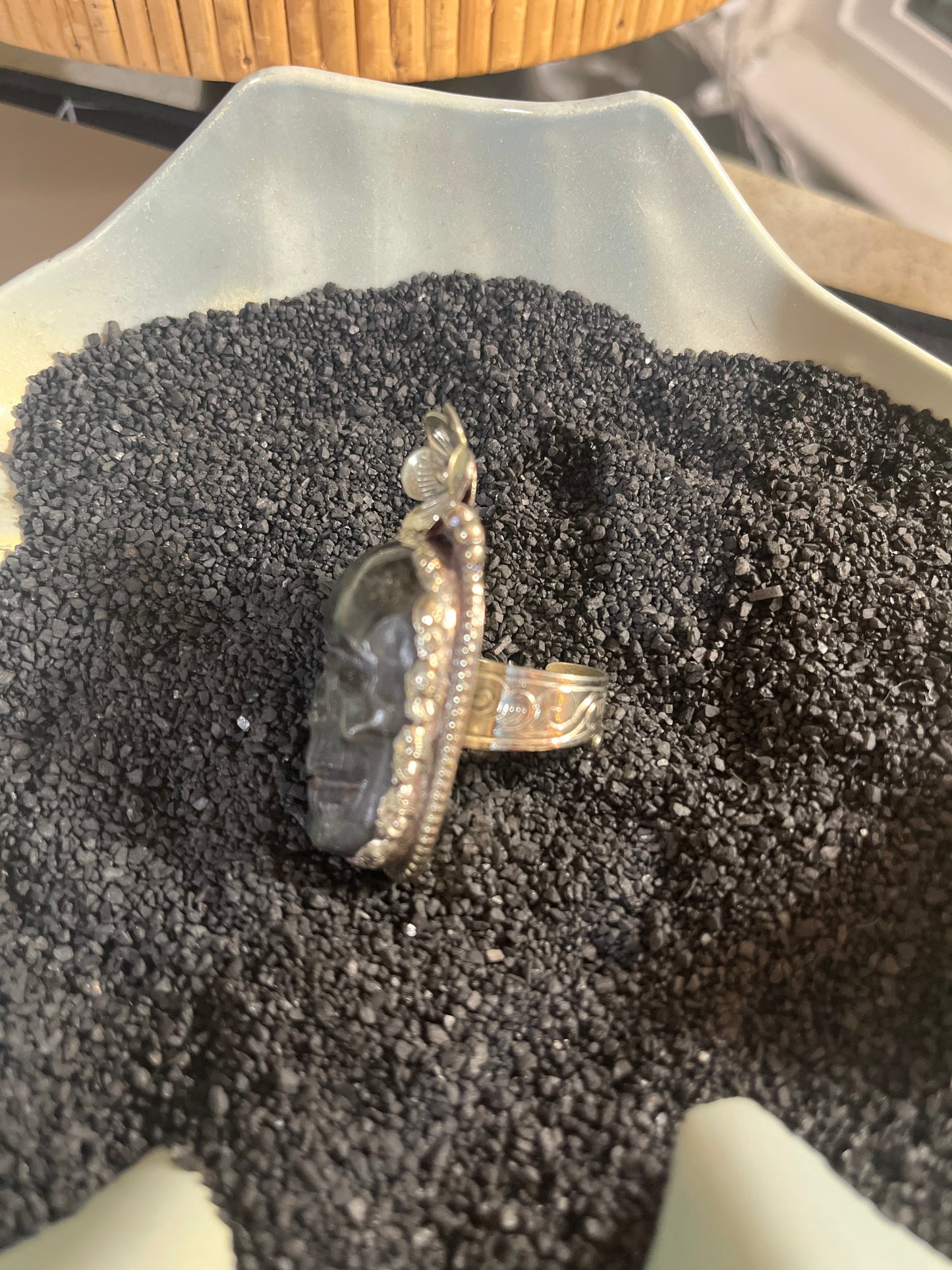 Skull Ring - L - Flower - Labradorite