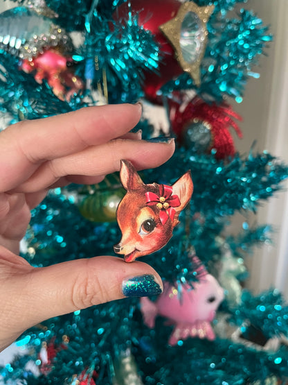 Vintage Reindeer - Single Wooden Pin