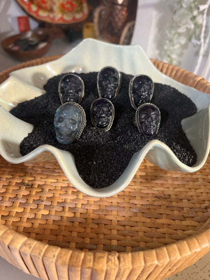 Skull Ring - M- Labradorite