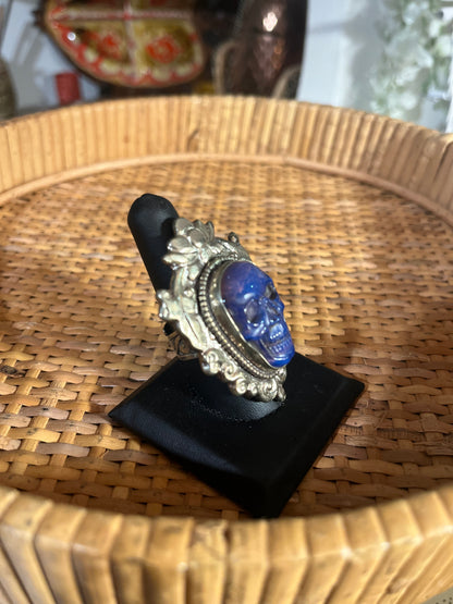 Skull Ring - L - Ornate - Lavender Crystal Quartz