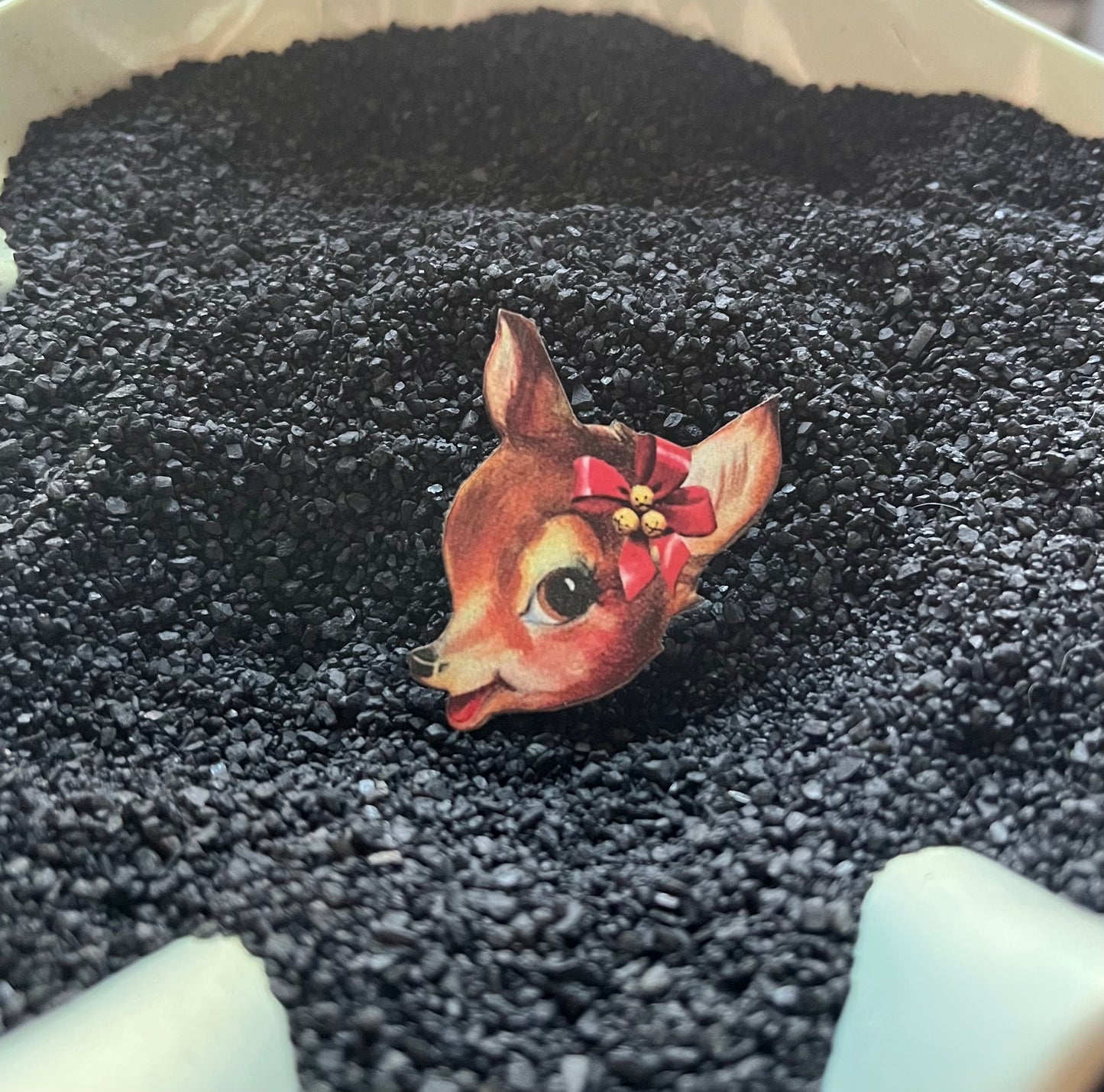 Vintage Reindeer - Single Wooden Pin