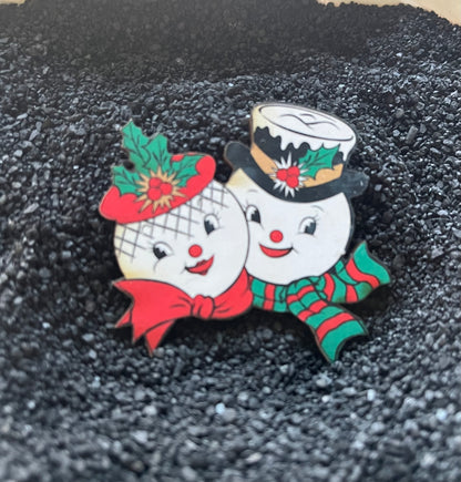 Snowman Couple pin