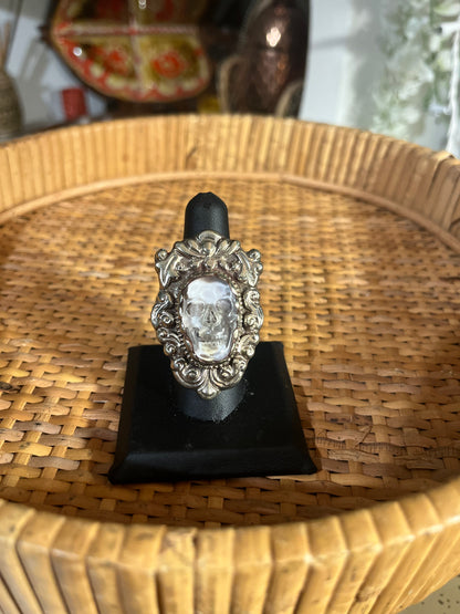 Skull Ring - M - Ornate - Clear Crystal Agate