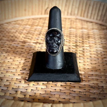 Skull Ring - M- Dark Black Amethyst