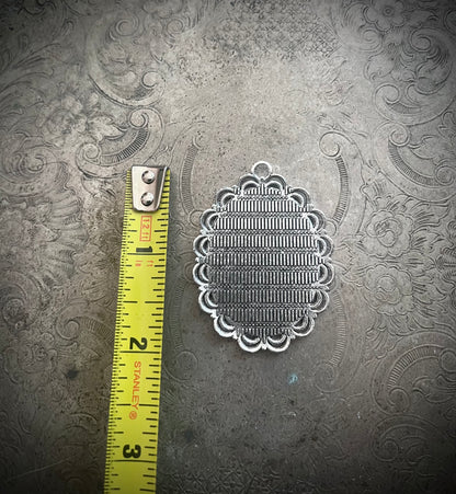 30x40 Silver Frame Setting