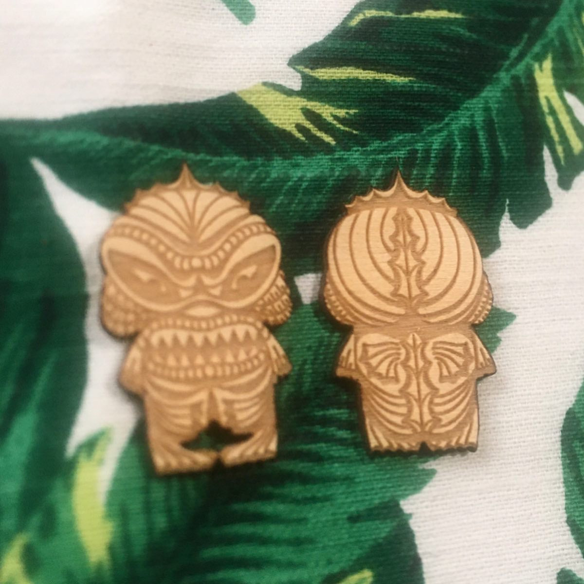 Creature Tiki Monster Collar-Sweater Pin Set