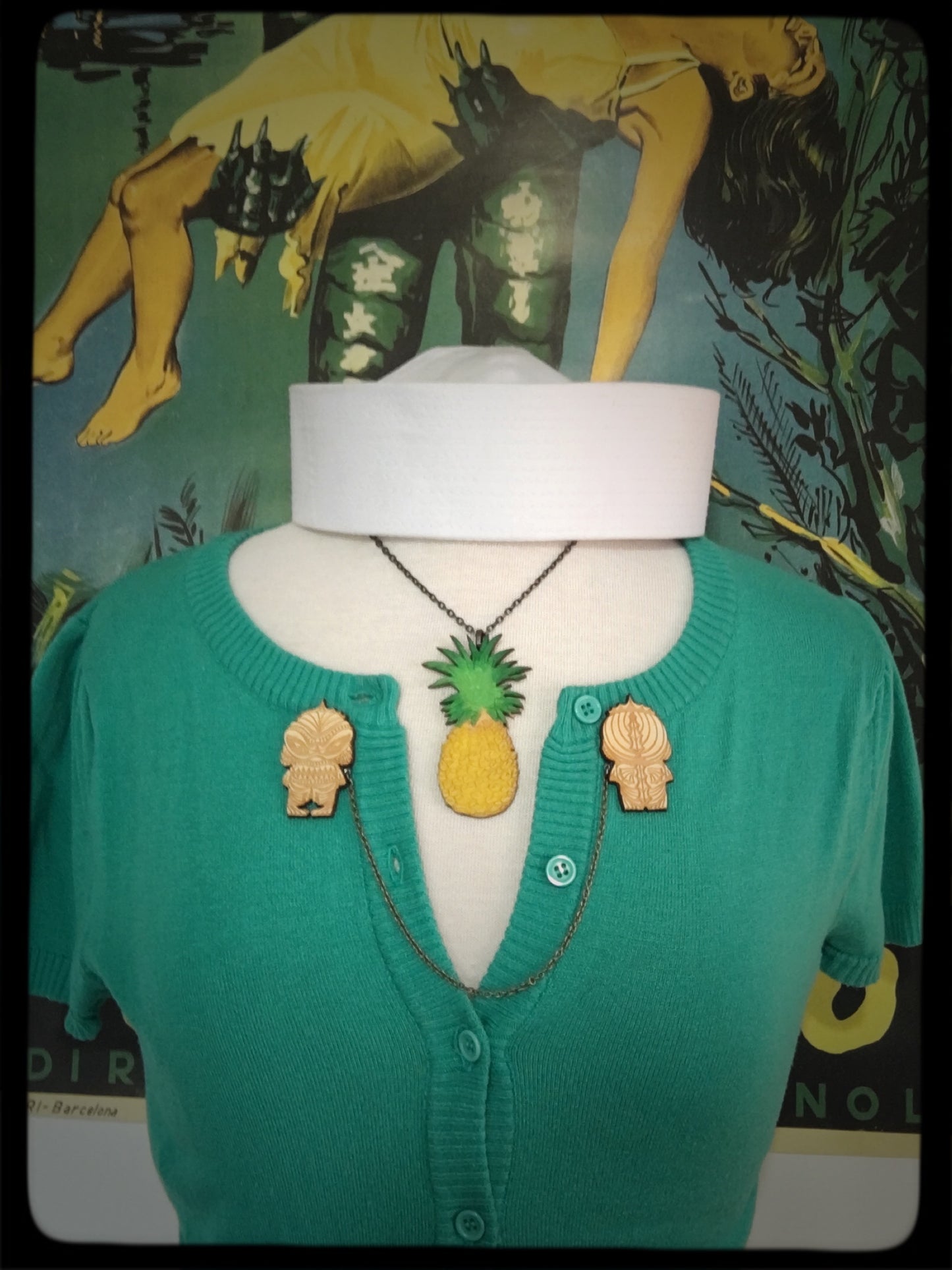 Creature Tiki Monster Collar-Sweater Pin Set