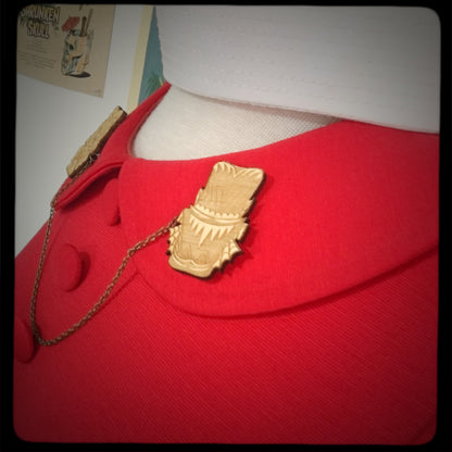 Dracula Tiki Monster Collar-Sweater Pin Set