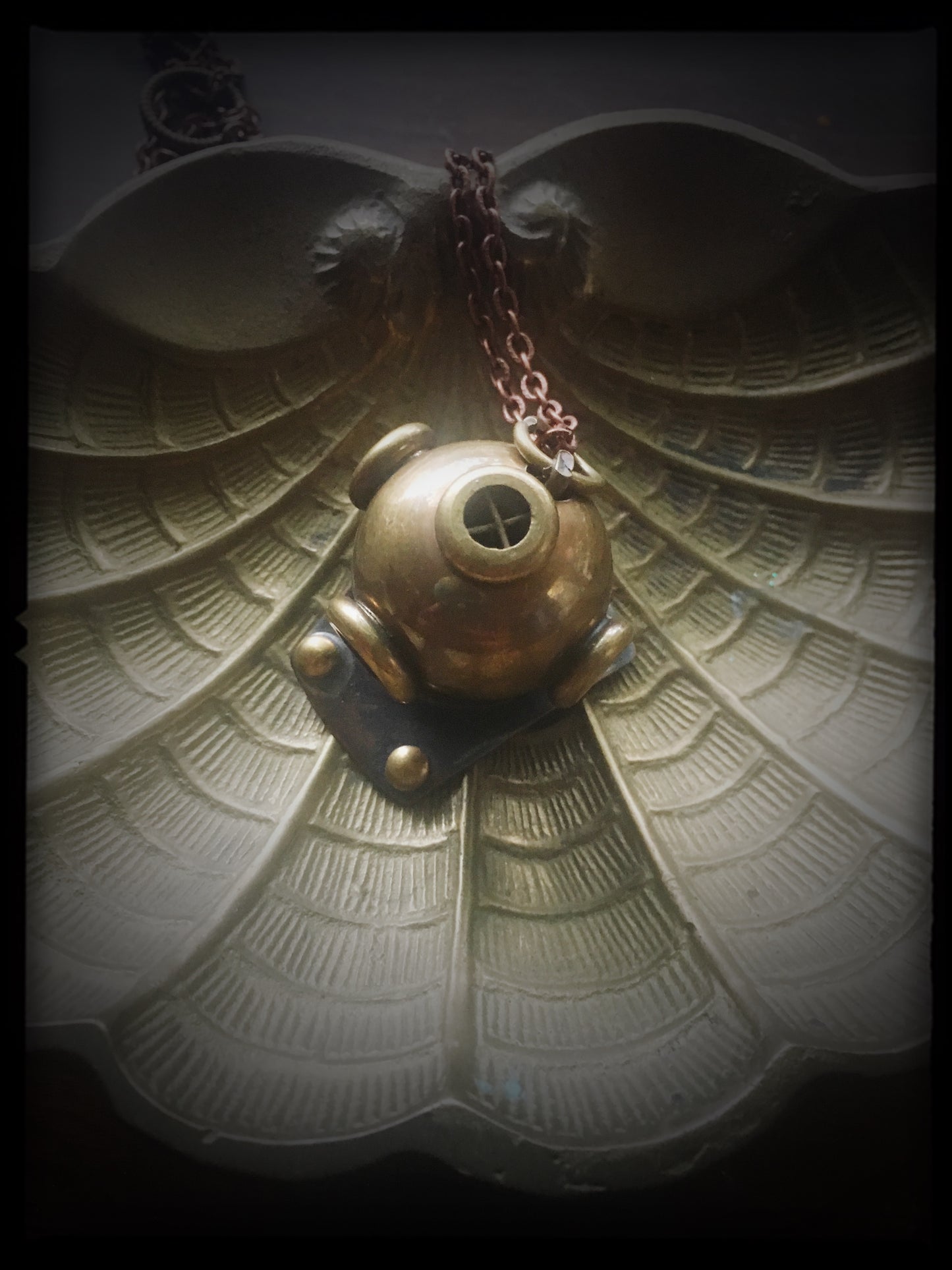 Diver Helmet - Antiqued Brass Necklace