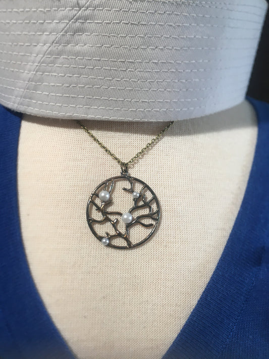 Coral Pearl  - Necklace