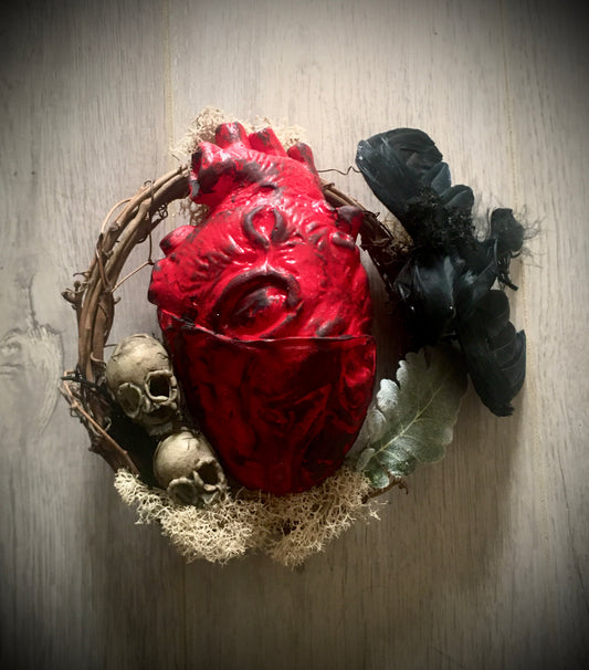 Small Tell Tale Heart Raven Wreath