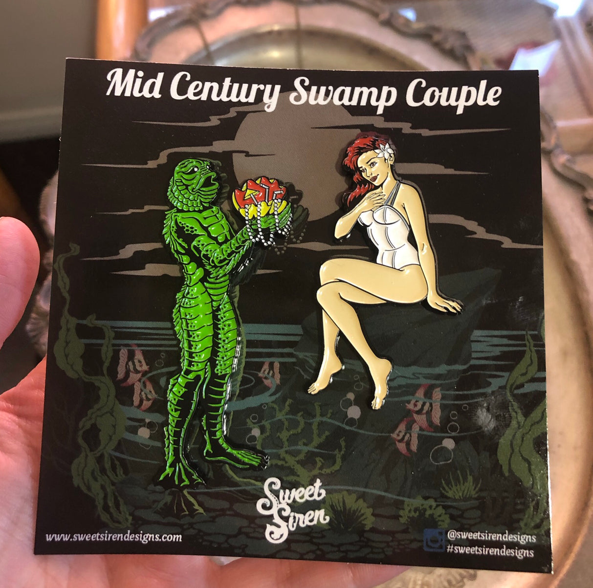 Mid Century Swamp Couple - Enamel Pin Set